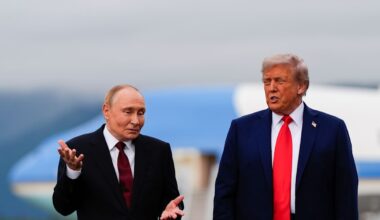 Det hvite hus: Trump hadde en positiv telefonsamtale med Putin
