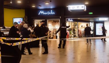 Ansatte mener senteret åpnet igjen for fort