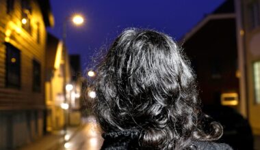 – Det er viktig for meg at kommunen ikke bare setter over penger på en konto. Men at de innrømmer hva de har gjort. De må ta barn seriøst, sier Yasmin til Aftenbladet.