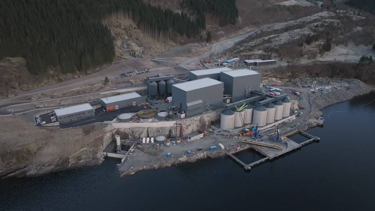 Seier ja til ny runde i retten etter nederlag om Førdefjorden – NRK Vestland