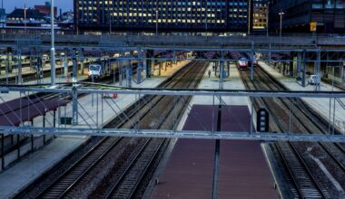 Tog, Trafikk og kollektiv | Togstans på Hovedbanen – trafikken står i begge retninger