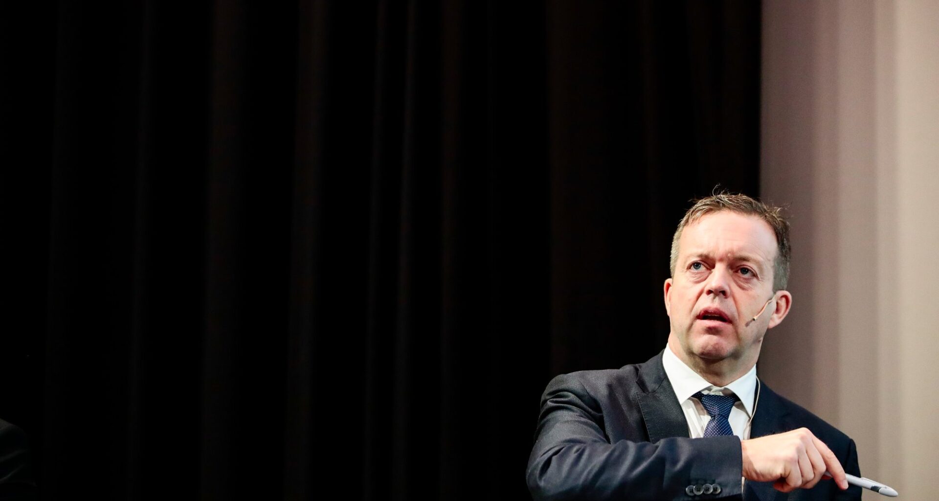 Nyheter, Mowi | Alf-Helge Aarskog er død