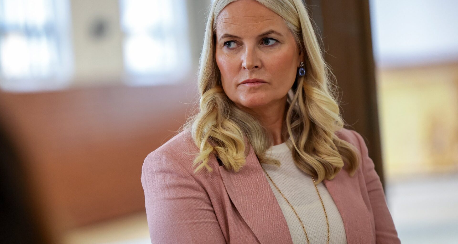 Kronprinsesse Mette-Marit, Kronprins Haakon | Kongefamiliens skandaleår: Mette-Marit tyst i hele 2025
