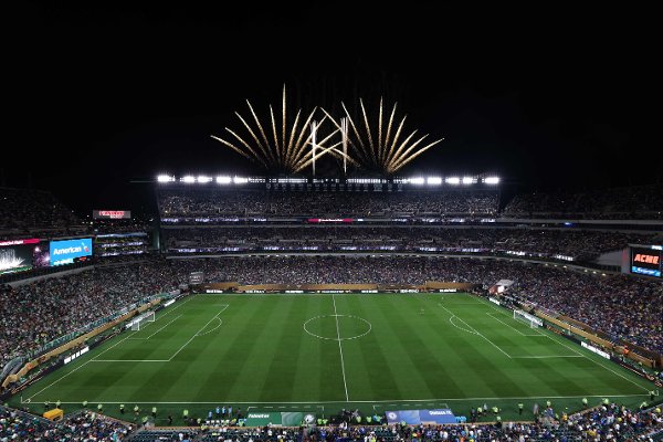 PHILADELPHIA, PENNSYLVANIA - JULY 04: General view inside the stadium during the FIFA Club World Cup 2025 quarter final match between SE Palmeiras and Chelsea FC at Lincoln Financial Field on July 04, 2025 in Philadelphia, Pennsylvania.   Al Bello/Getty Images/AFP (Photo by AL BELLO / GETTY IMAGES NORTH AMERICA / Getty Images via AFP)