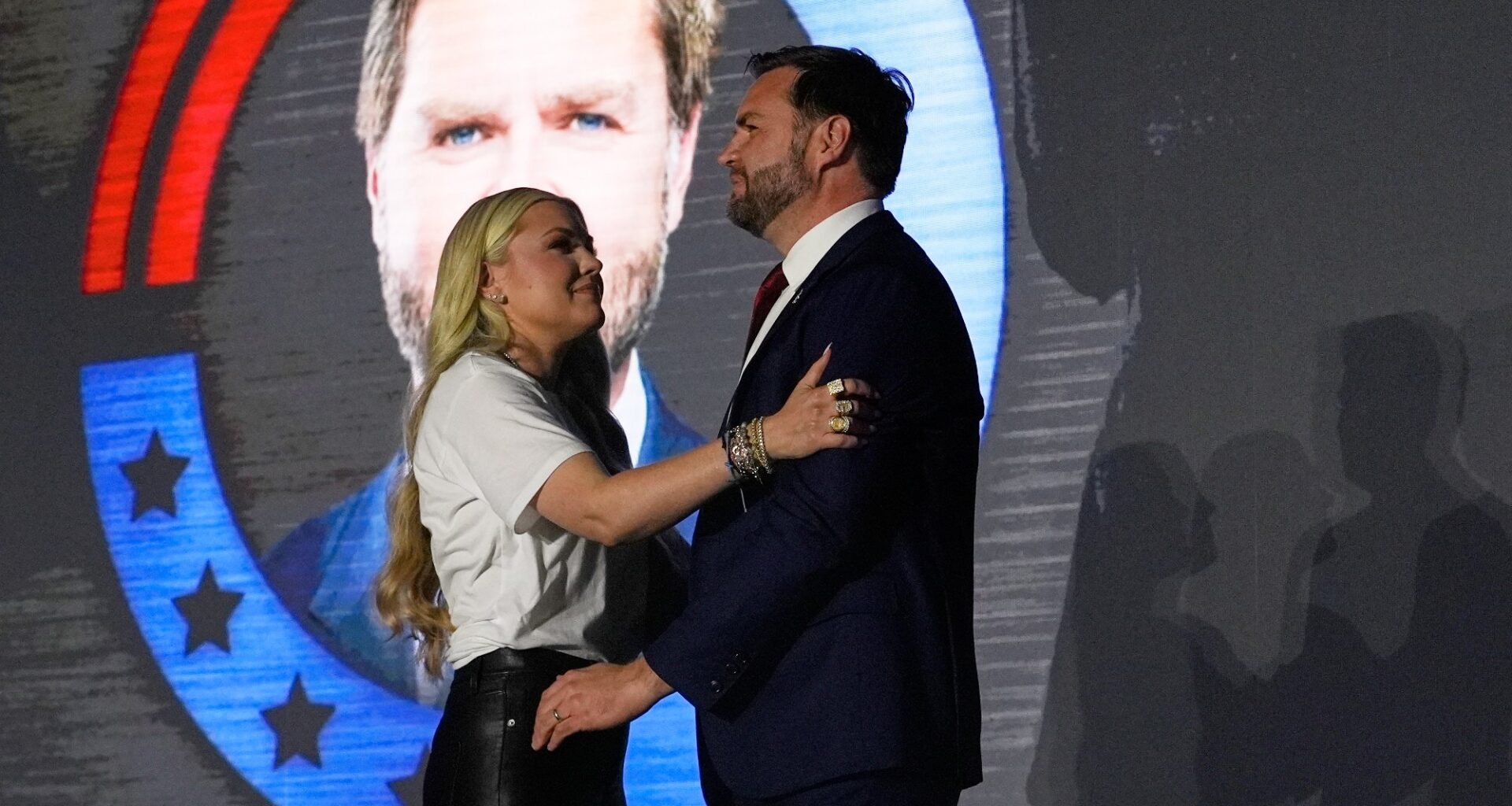 J.D. Vance, Charlie Kirk | Enken etter Charlie Kirk støtter Vance som presidentkandidat