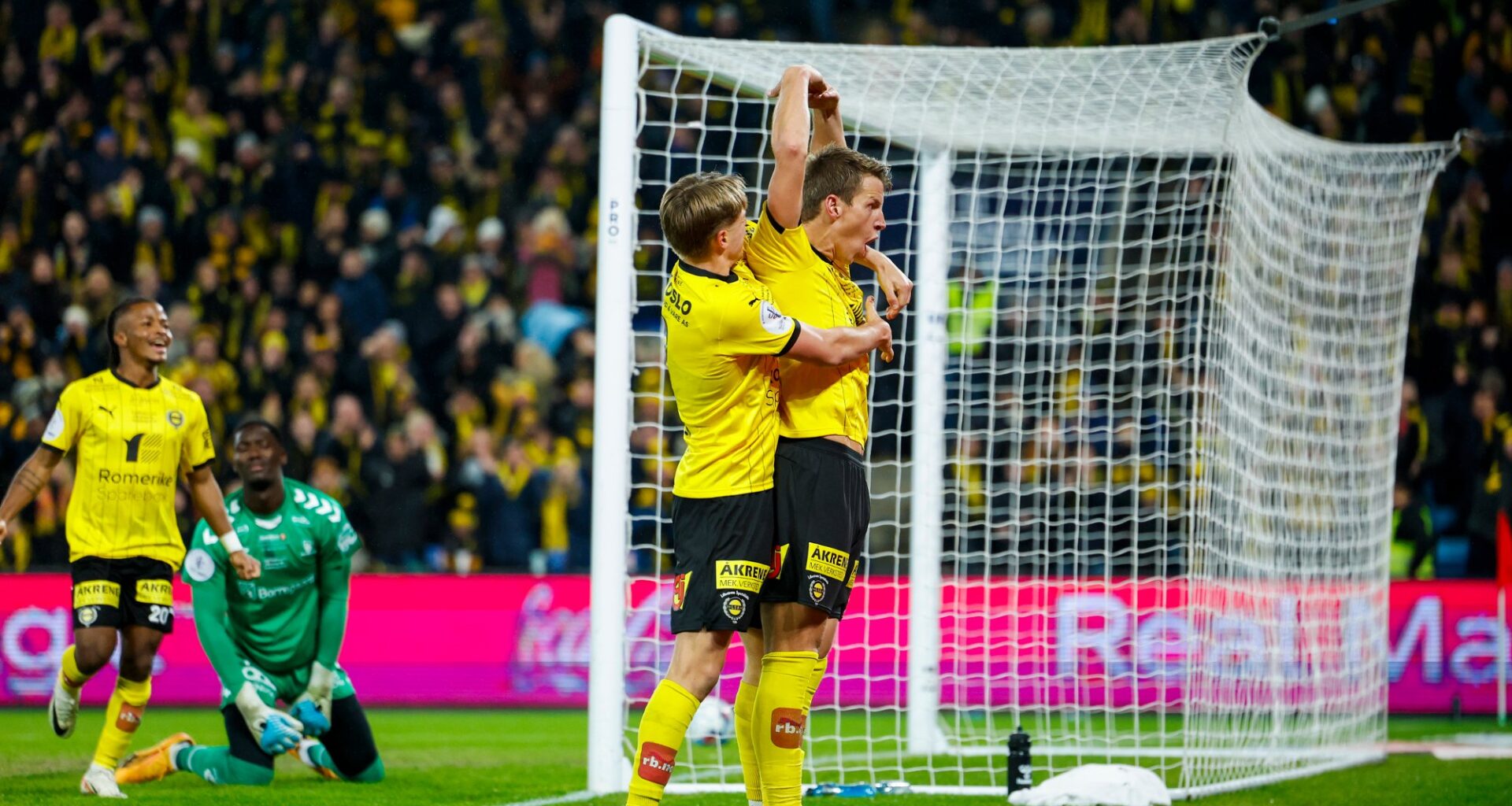 Sport, Fotball | Krygård og Mæland ble cupmestere med Lillestrøm - Haugesunds Avis