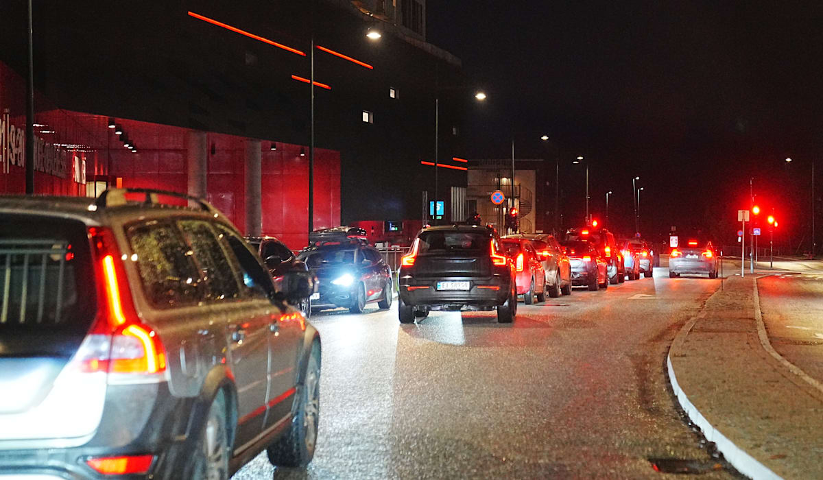 Meldte om trafikkaos ved kjøpesentrene. Nå er det god flyt - adressa.no