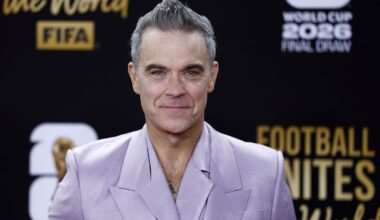 Robbie Williams bruker humor om rusavhengighet med barna
