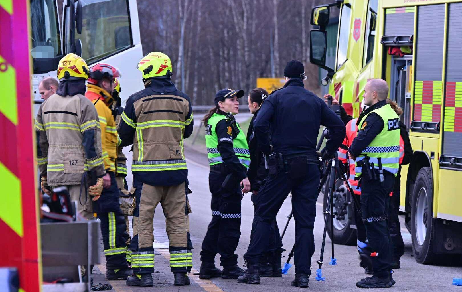 Eiker, Trafikk | Omkom etter frontkollisjon i Krokstadelva