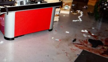 Kjøpte kniven en time før