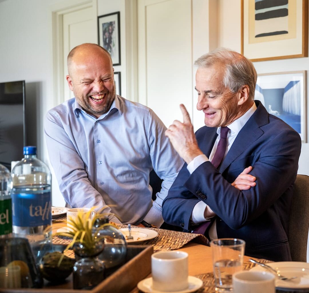 Trygve Slagsvold Vedum vil stanse muligheten for å bruke statsbudsjettet til å stanse norsk oljeleting. Får Ap-støtte.