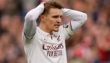 Martin Ødegaard fra start da Arsenal møter Aston Villa