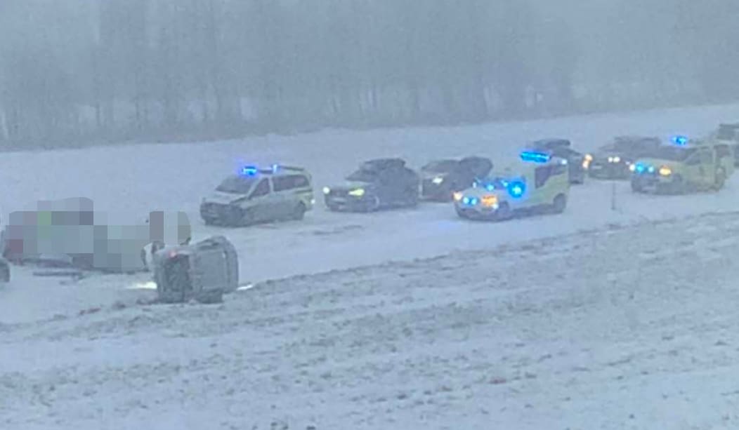 Melding om alvorlig ulykke på E6 i Dovre kommune – veien er stengt