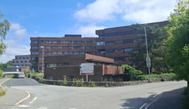 (+) Flere lovbrudd: «Har satt pasientsikkerheten i fare» - fvn.no