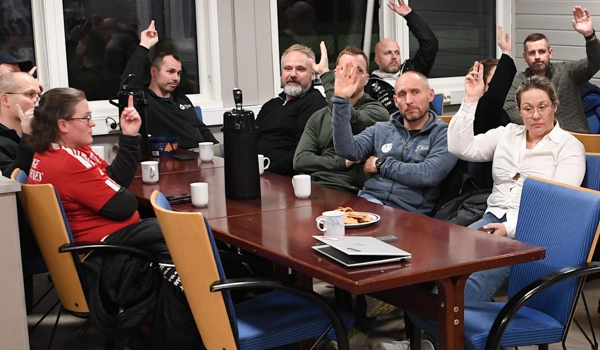 (+) Klart flertall – nå har de bestemt klubbens fremtid - ht.no
