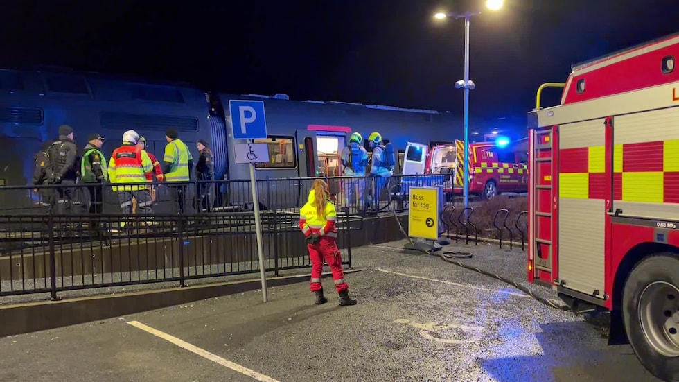 Brann i tog - passasjerer ble evakuert - adressa.no