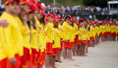 Livredderne på Bondi Beach hedret terrorofrene
