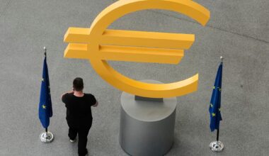 Den europeiske sentralbanken avviser å stille garanti for et lån på 140 milliarder euro til Ukraina, og sier det ville bryte med EU-traktatlovgivningen som forbyr monetær finansiering.