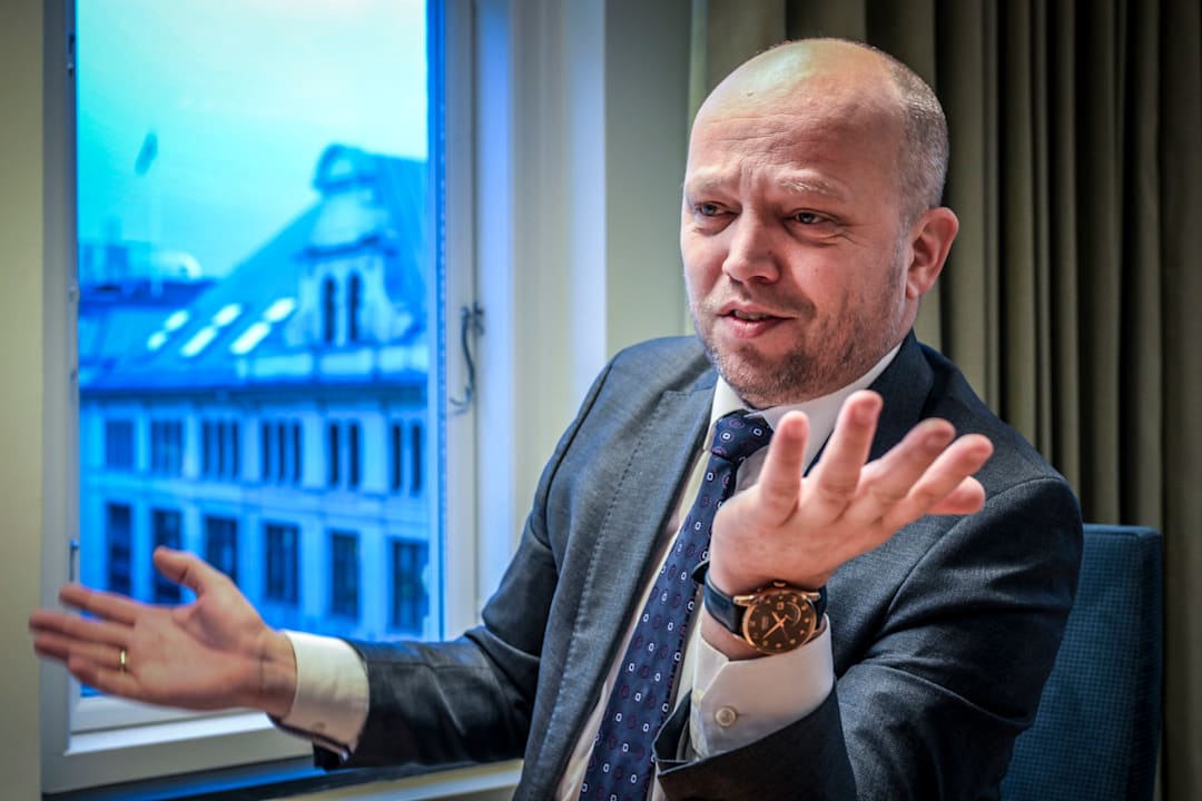 Trygve Slagsvold Vedum mener MDG villeder om oljekommisjonen
