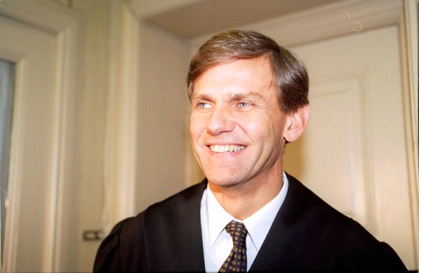 Bergen 97.02.06 :Domsavsigelse i Fagerengsaken.Aktor i saken Walter Wangberg Foto:Svein Kloevig/Bergensavisen
20061102 
<B> <B> 
 
Foto: Svein Kløvig