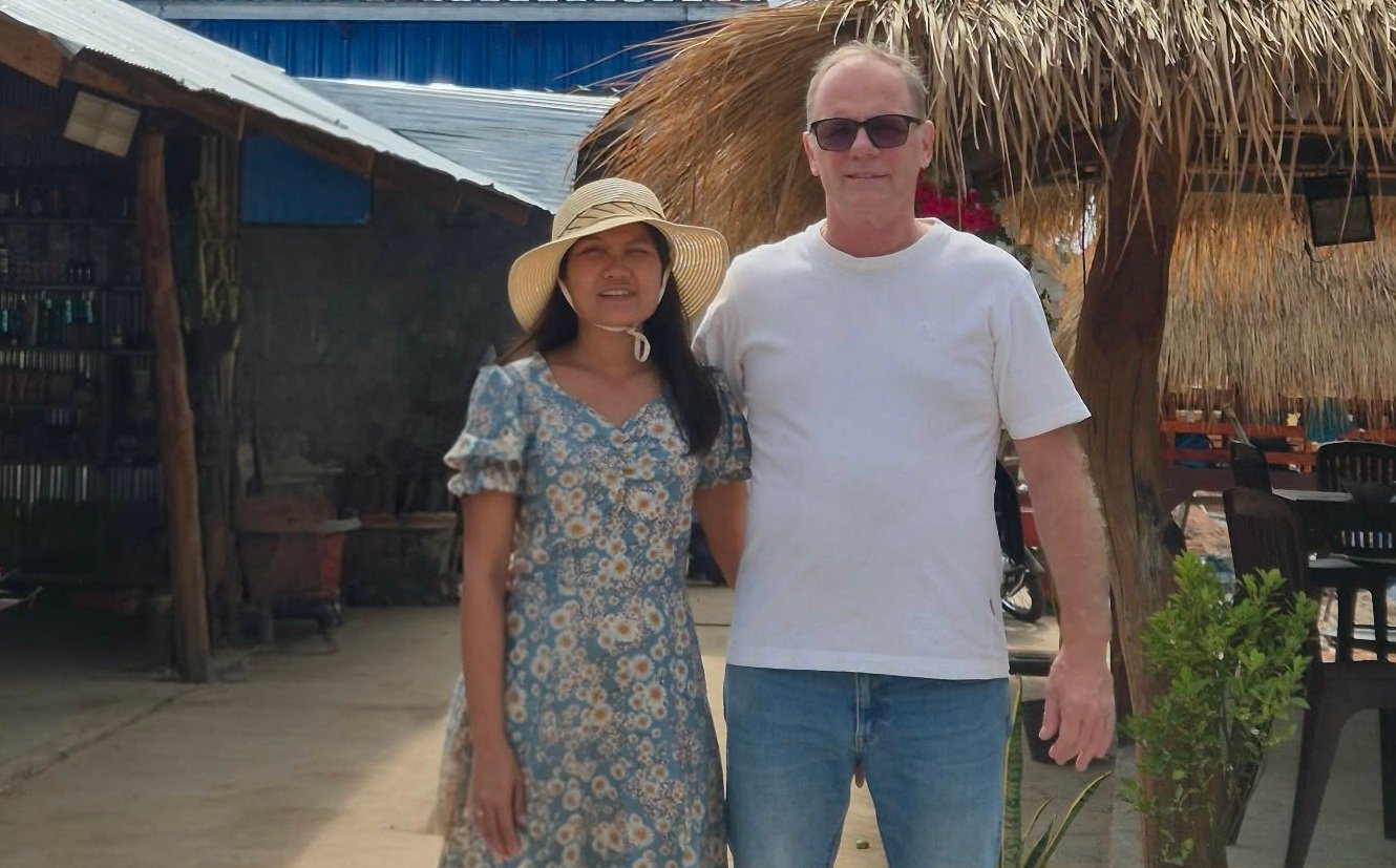 Da det nye huset nettopp var ferdig, kom krigen til parets dørstokk: – Jeg ønsker meg kun en ting til jul, og det er fred - Sandefjords Blad