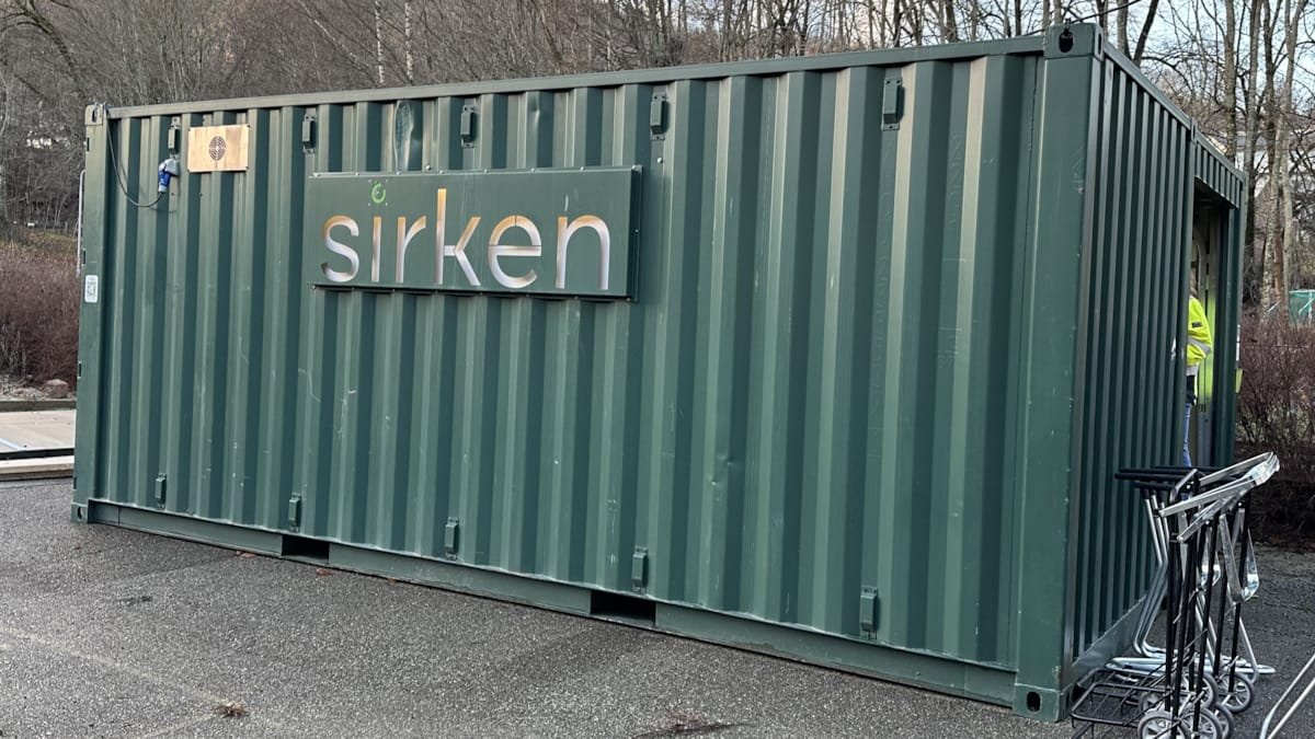 Hvalstad, Ombruk | Døgnåpen selvbetjening med byggevarer