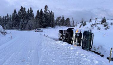 Ulykker og hendelser, Politiloggen | Trafikkulykke i Inderøy – lastebil har kjørt av vegen