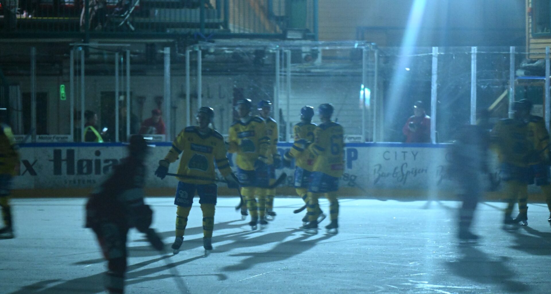 Da lyset gikk i Stjernehallen, tenkte Thoresen følgende: – Bra for oss - Hamar Arbeiderblad