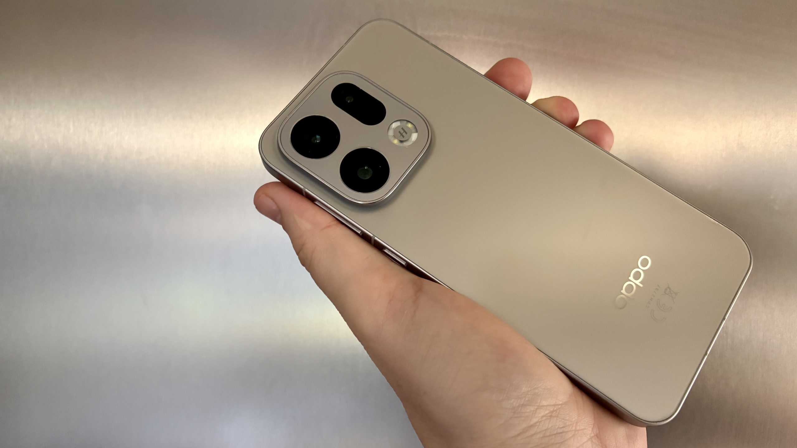 Fire kinesiske alternativer til iPhone og Samsung Galaxy S 2