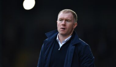 Manchester United, Paul Scholes | Paul Scholes reagerer på behandlingen av Manchester United-spiller