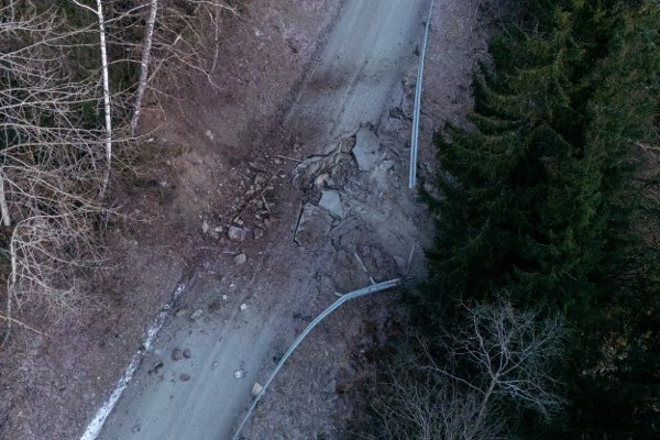 Ras over vestsidevegen ved Losna, mellom Fåvang og Ringebu