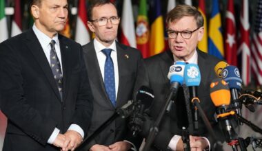 Norge lover 5 milliarder kroner til våpenkjøp fra USA til Ukraina - TV2.no