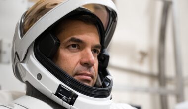 Trumps NASA-kandidat vender tilbake til Senatet med en advarsel om månekappløpet -