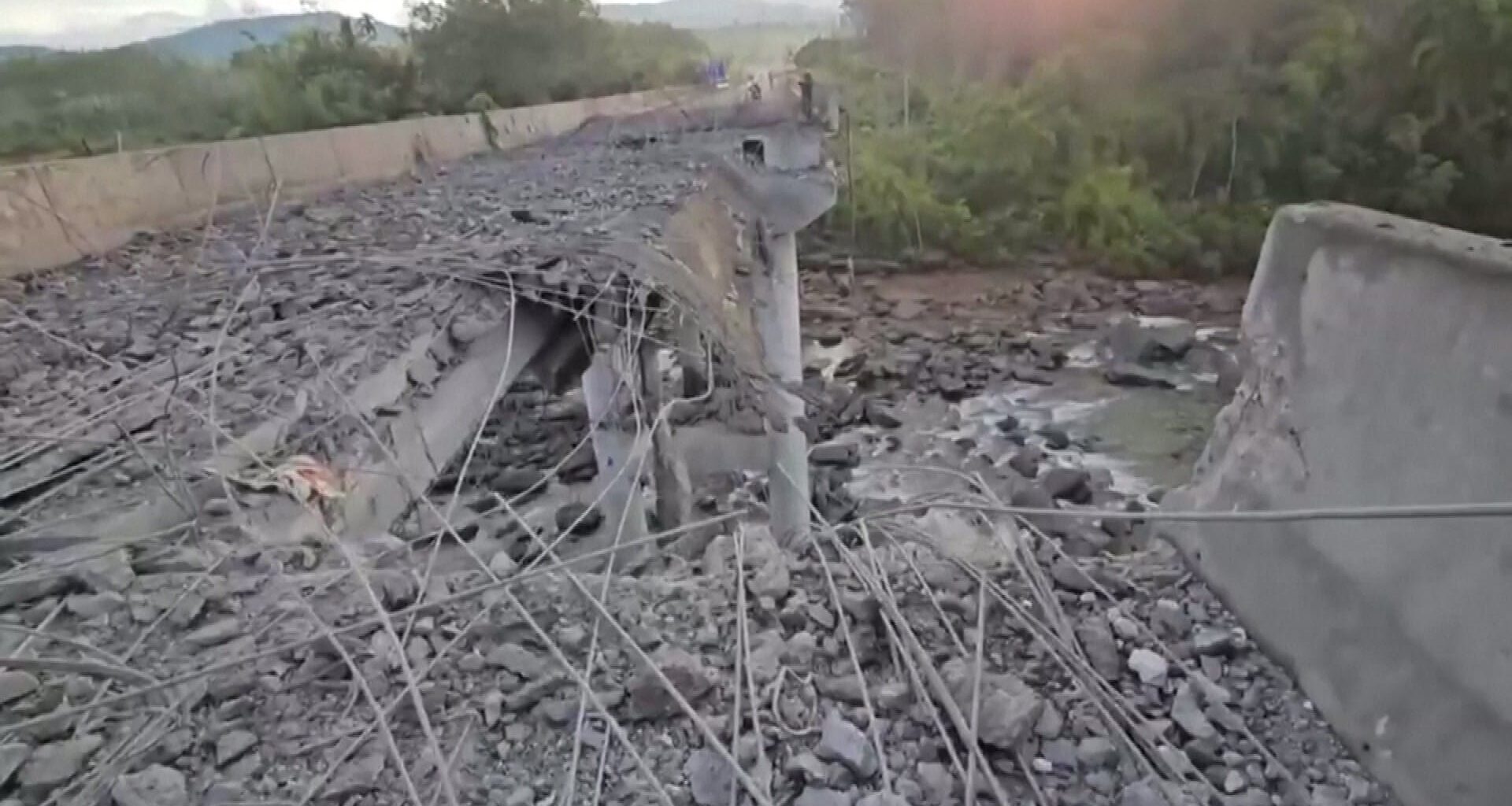 Thailand fortsetter militæroperasjoner mot Kambodsja tross våpenhvile – NRK Urix – Utenriksnyheter og -dokumentarer