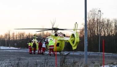 Ulykker og hendelser, E18 | Ble hentet av luftambulanse – påkjørt da han gikk ut av bilen på E18 - Tønsbergs Blad