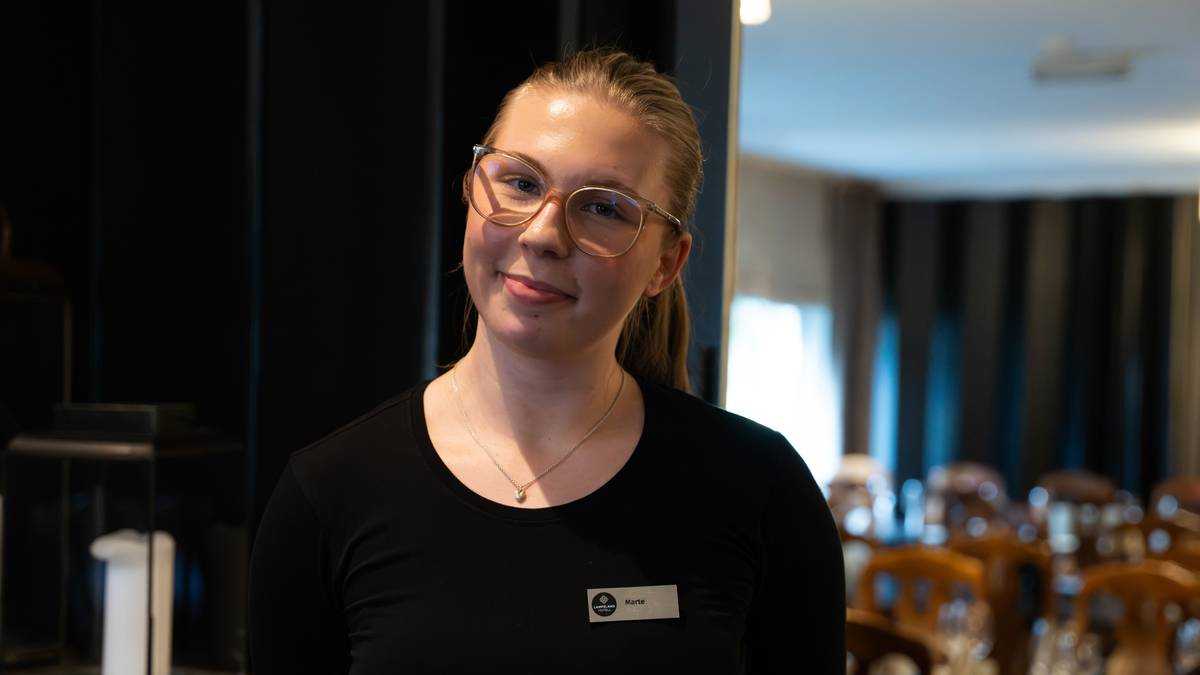 En kvinne på restaurant