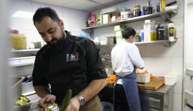 Restaurant lager 700 julemiddager til folk som trenger hjelp – NRK Sørlandet – Lokale nyheter, TV og radio