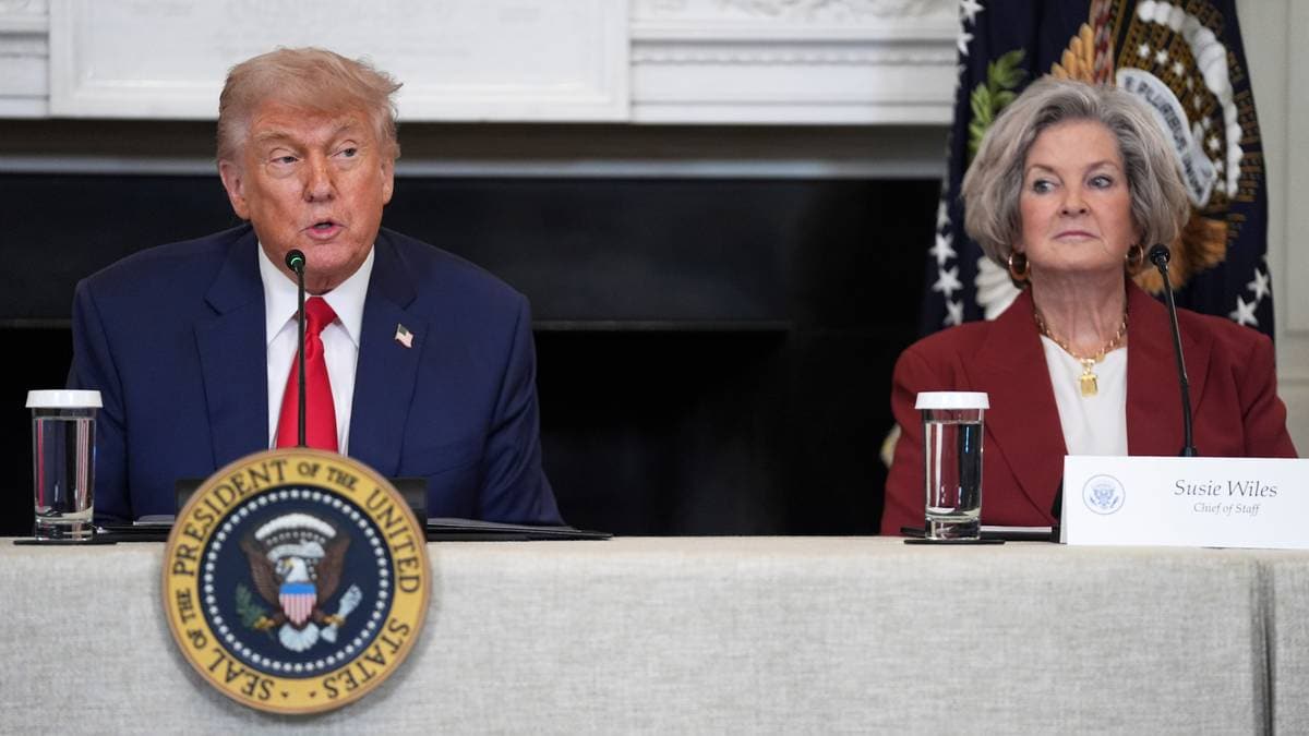 Trumps stabssjef med oppsiktsvekkende uttalelser om presidenten – NRK Urix – Utenriksnyheter og -dokumentarer