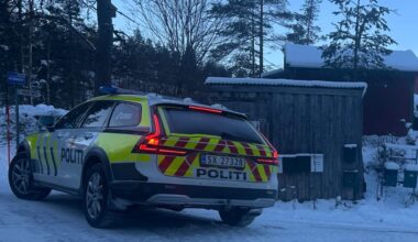 Osterøy: Hus har brent ned