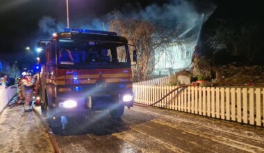 Høyanger, 110 vest | Hus i full fyr i Høyanger