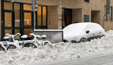 Kraftig snøvær i Sør-Sverige, bitende kulde i Danmark