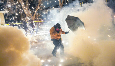 Trump-administrasjonen eskalerer konflikten i Minneapolis for å straffe Demokratene