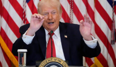 Vurderer straffetoll mot land som er uenige om Grønland-planene