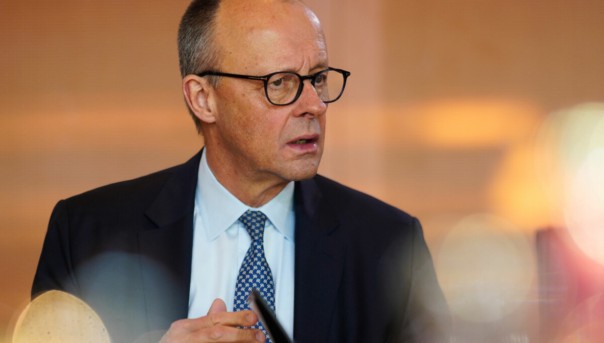 – Tror regimet faller om noen dager