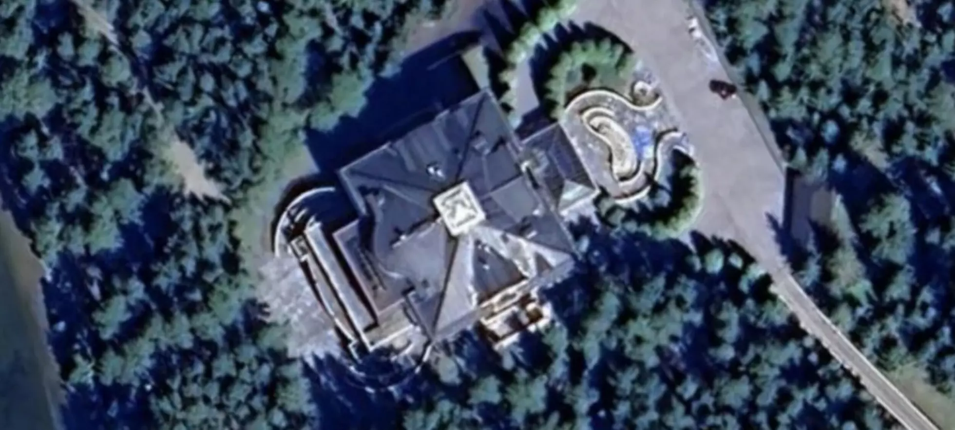 - Hele byen ville snakket om det