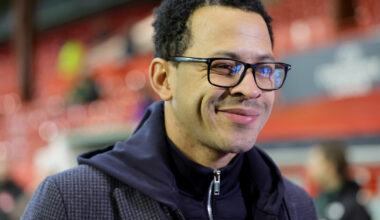 Liam Rosenior sier han blir ny Chelsea-manager