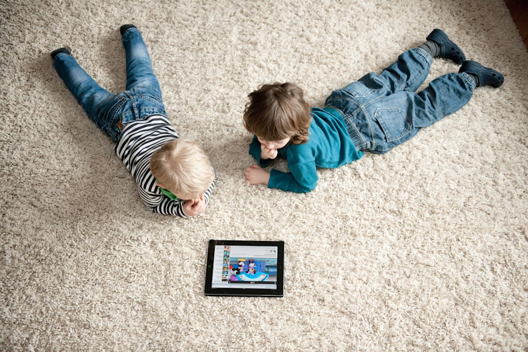 Barn under 12 år bør unngå internett uten tilsyn