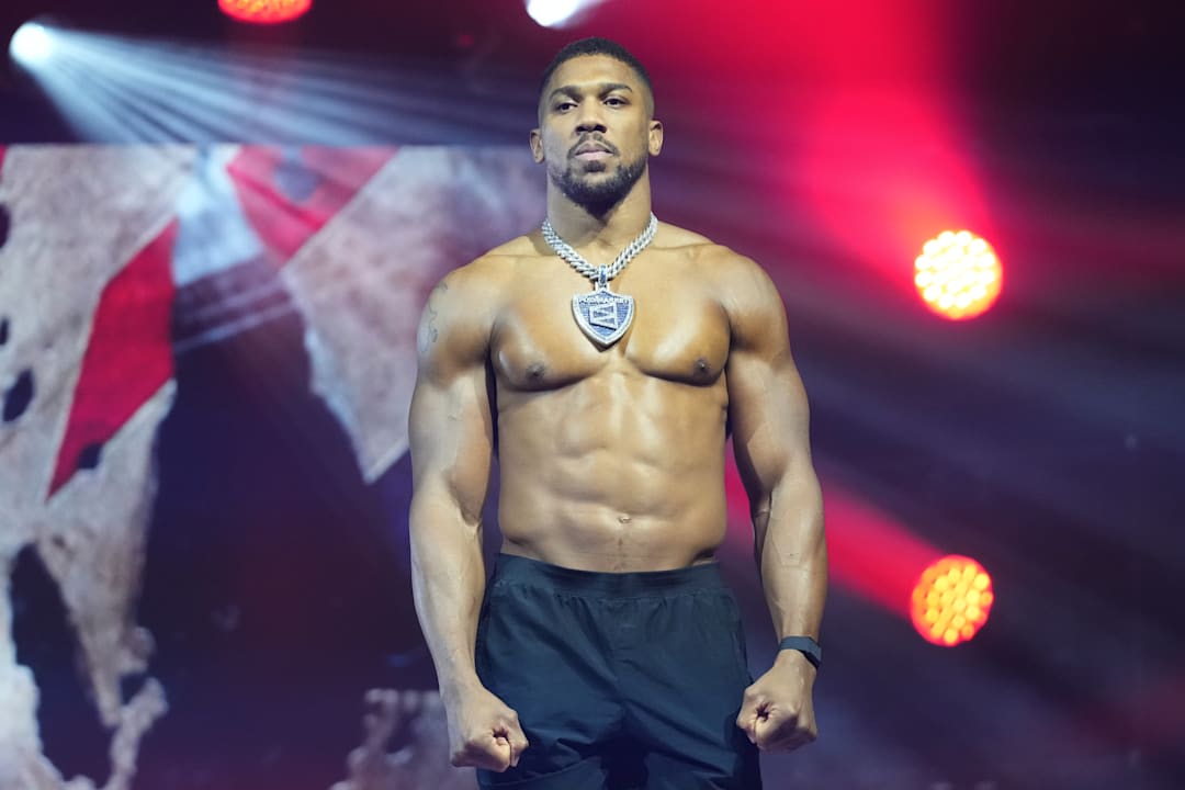 Anthony Joshua vurderer å legge opp etter fatal bilulykke