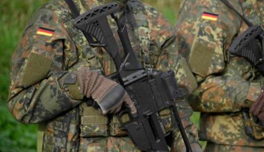 Skandale i tysk eliteavdeling: Nazihilsener, trusler og narkotika