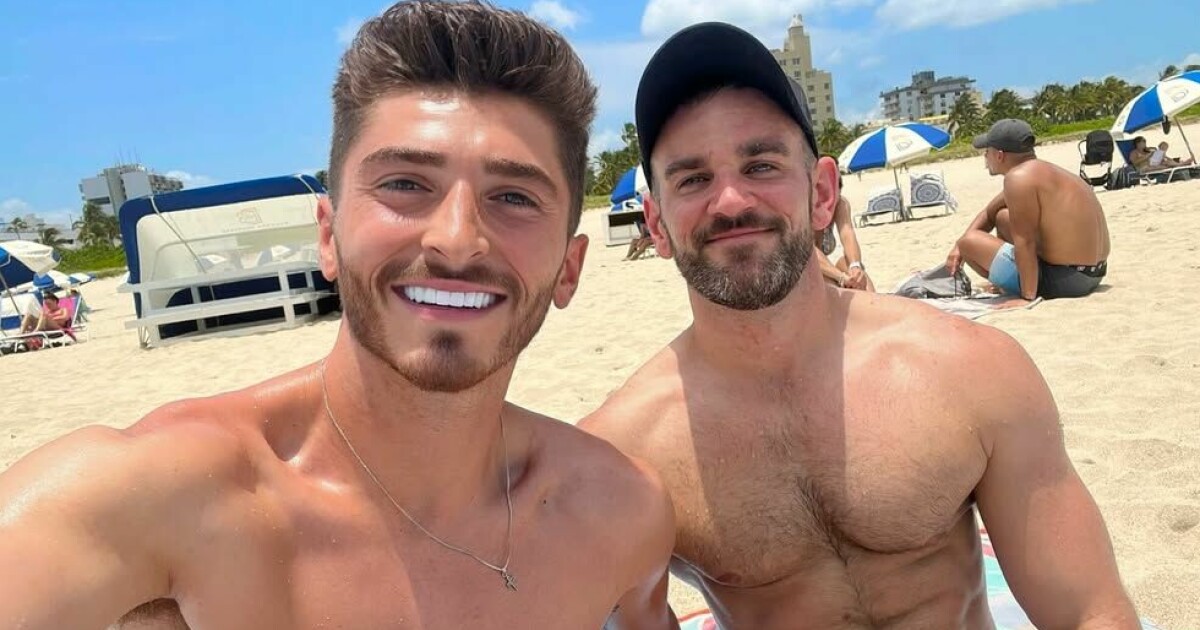 Skeiv fotballpioner i strupen på klubb og lagkamerater: